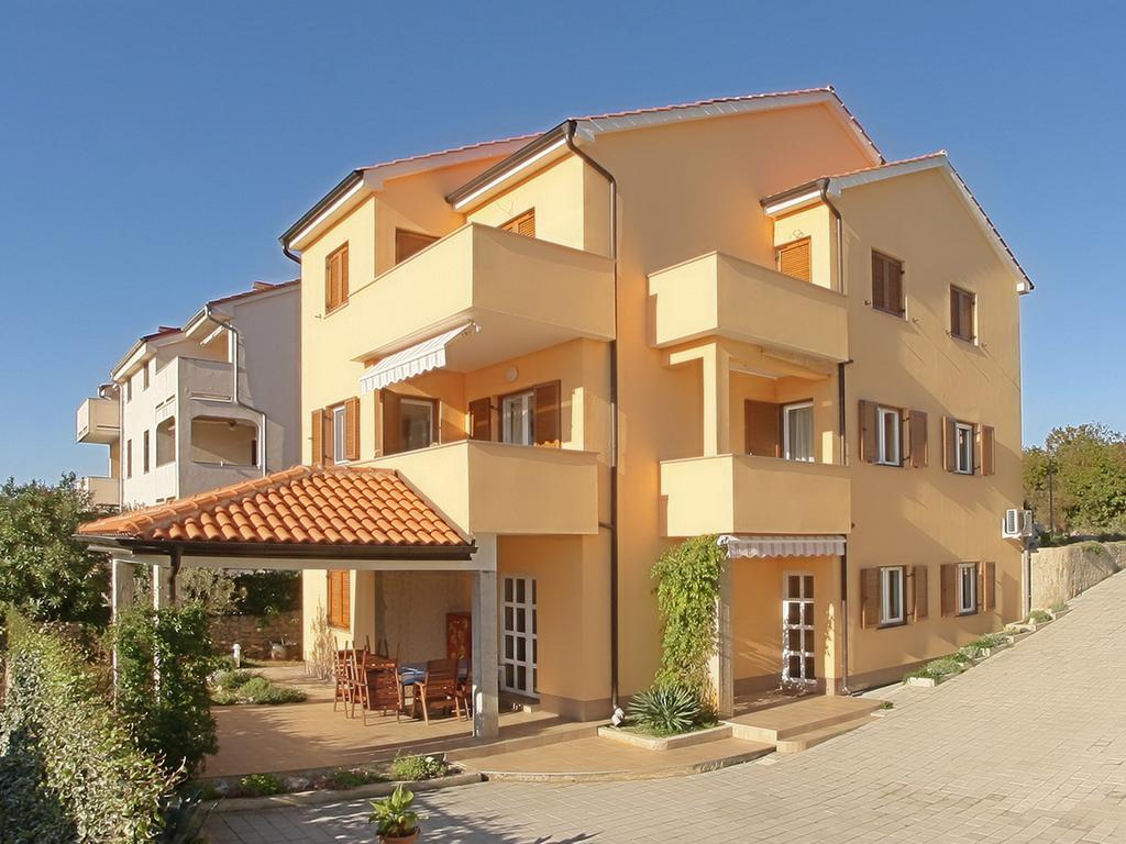 Apartments Omanovic Čižići Exterior foto